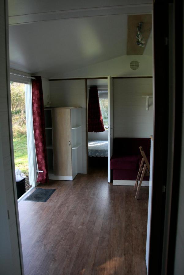 Hotel Logis de l'Aubonnière à Chaille-sous-les-Ormeaux Extérieur photo